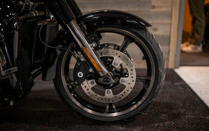 2021 CVO™ Tri Glide® (FLHTCUTGSE)