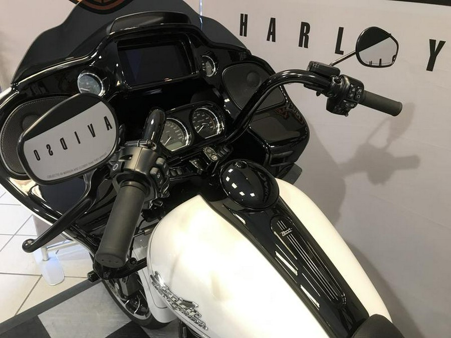 2025 Harley-Davidson® FLTRT - Road Glide® 3