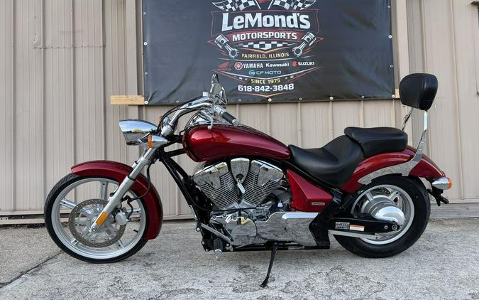 2010 Honda® Sabre ABS (VT1300CSA)