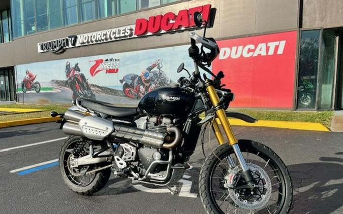 2022 Triumph Scrambler 1200 XE Sapphire Black