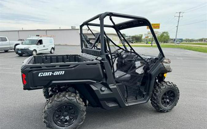 2024 Can-Am Defender DPS HD9