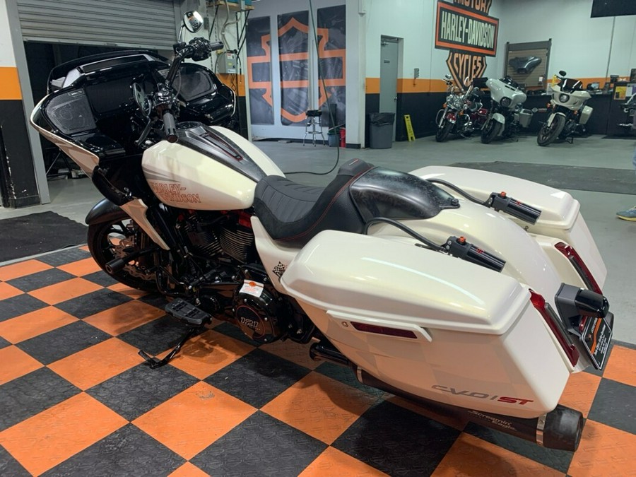 NEW 2024 HARLEY-DAVIDSON CVO ROAD GLIDE ST FLTRXSTSE FOR SALE NEAR LAKEVILLE, MN