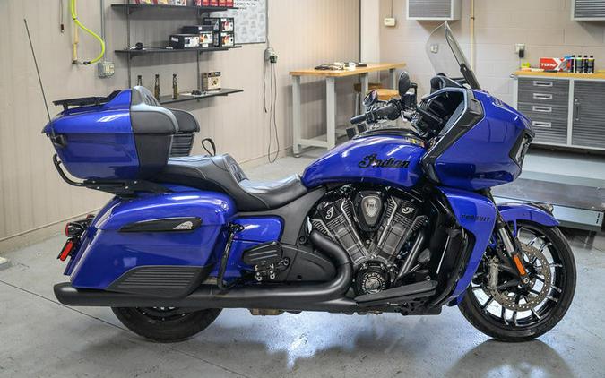 2022 Indian Motorcycle® Pursuit Dark Horse with Premium Package Spirit Blue Metallic