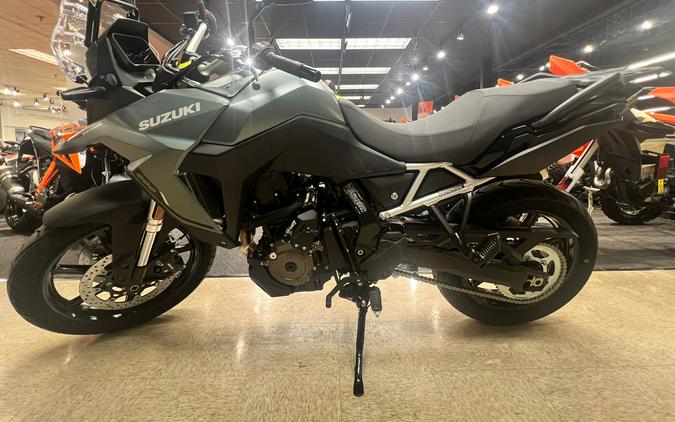 2024 Suzuki V-Strom 800