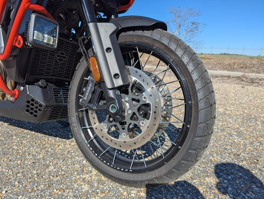 2024 Harley-Davidson® RA1250SE - CVO™ Pan America®