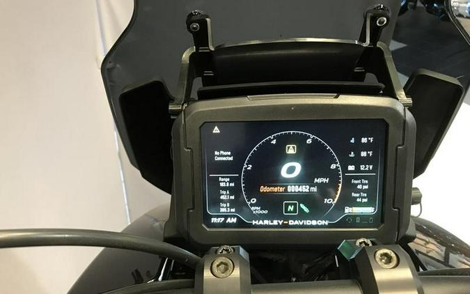 2025 Harley-Davidson® RA1250ST - Pan America® 1250 ST