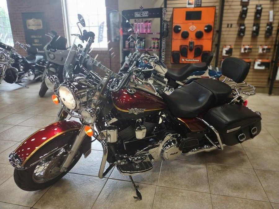 2011 Harley-Davidson® FLHRC - Road King® Classic