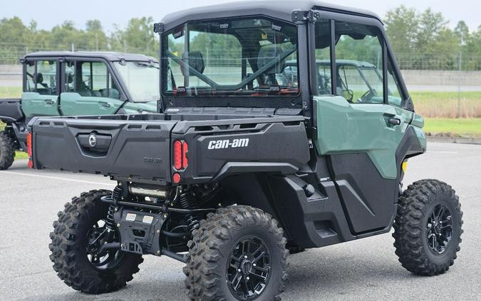 2026 Can-Am Defender DPS CAB HD10