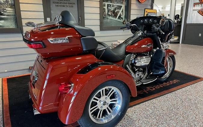 2024 Harley-Davidson® FLHTCUTG - Tri Glide® Ultra