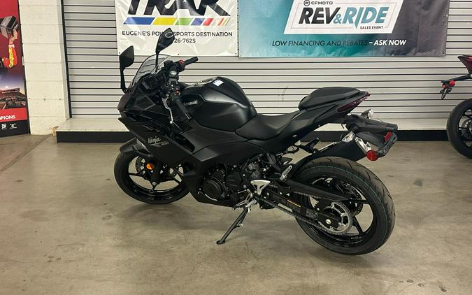 2026 Kawasaki Ninja® 500