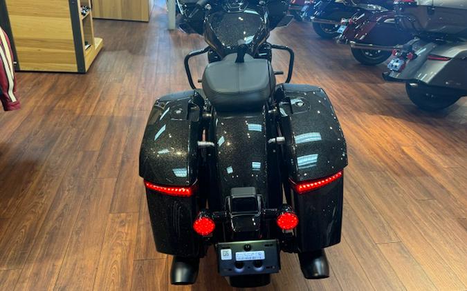 2026 Indian Motorcycle® Challenger 112 Dark Horse® with PowerBand Audio Package