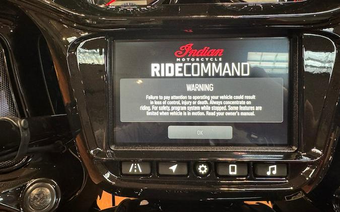 2026 Indian Motorcycle® Challenger 112 Dark Horse® with PowerBand Audio Package