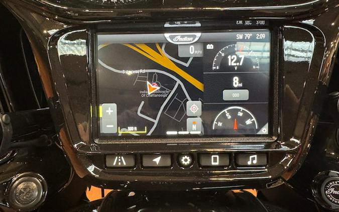 2026 Indian Motorcycle® Challenger 112 Dark Horse® with PowerBand Audio Package