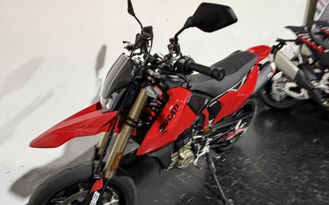 2025 Ducati Hypermotard 698 Mono Ducati Red