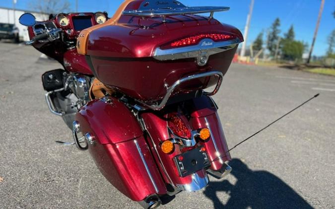 2018 Indian Motorcycle® Roadmaster® ABS Burgundy Metallic