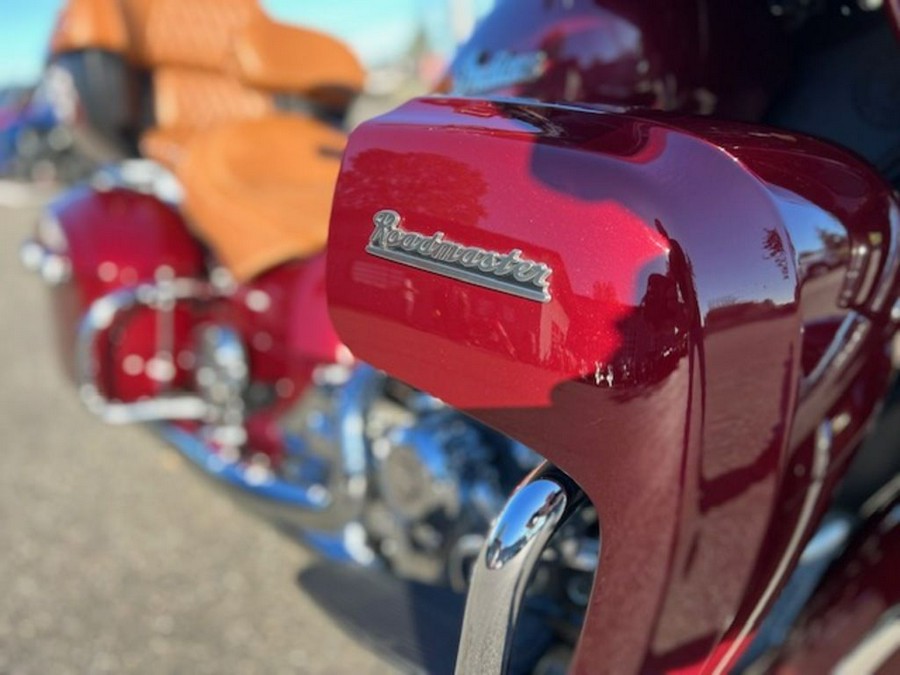 2018 Indian Motorcycle® Roadmaster® ABS Burgundy Metallic