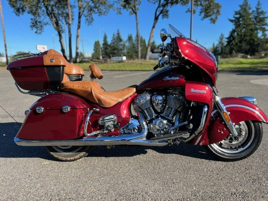 2018 Indian Motorcycle® Roadmaster® ABS Burgundy Metallic