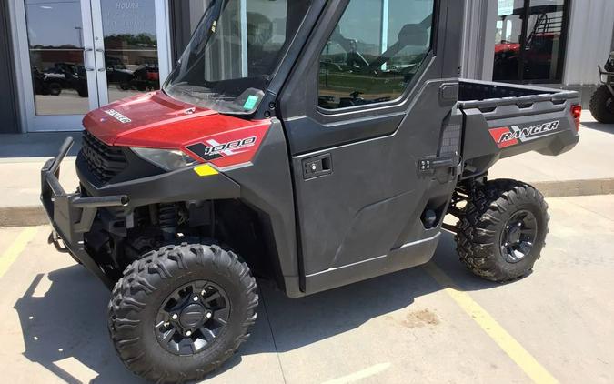 2020 Polaris Industries RANGER® 1000 Premium Sunset Red Metallic