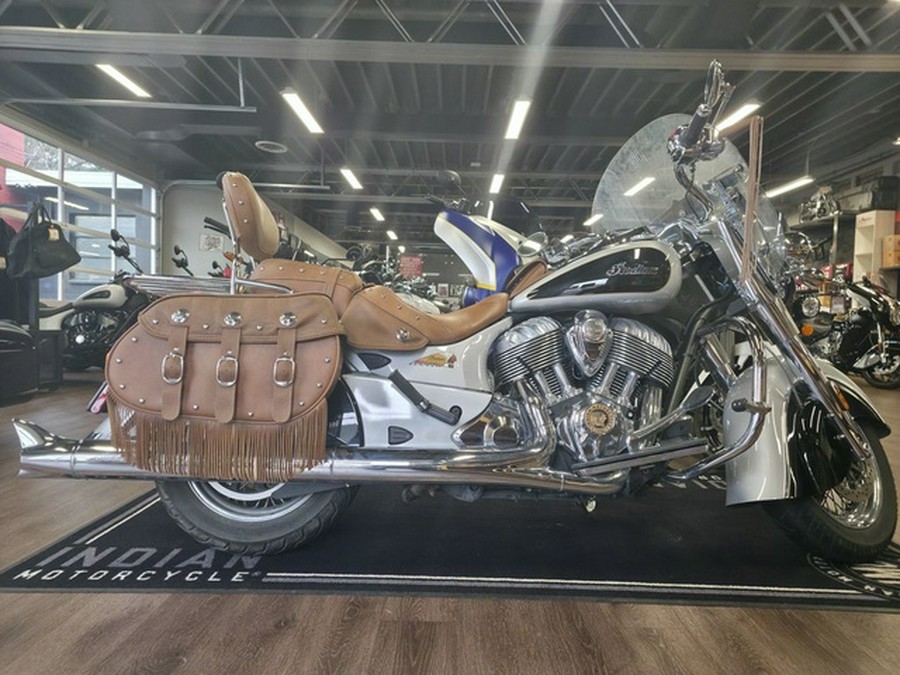 2016 Indian Chief Vintage Star Silver And Thunder Black