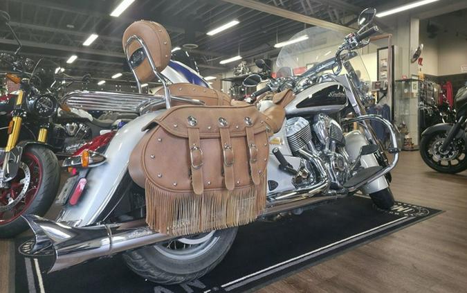 2016 Indian Chief Vintage Star Silver And Thunder Black