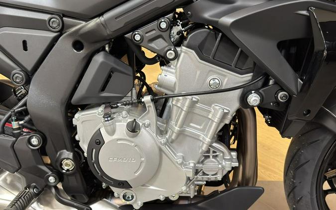 2026 CFMOTO 675NK
