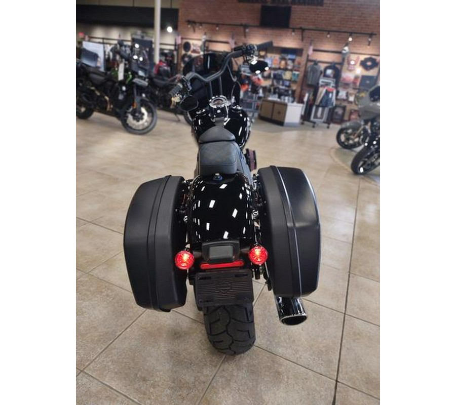 2019 Harley-Davidson® FLSB - Softail® Sport Glide®