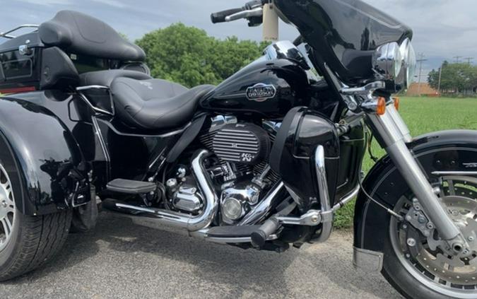 2011 Harley-Davidson® FLHTCUTG - Tri Glide® Ultra Classic®