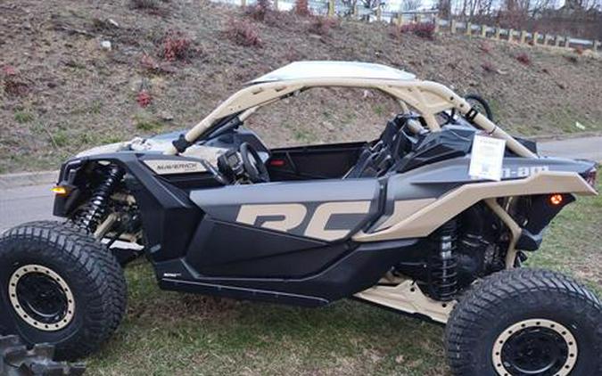 2023 Can-Am Maverick X3 X RC Turbo RR 72