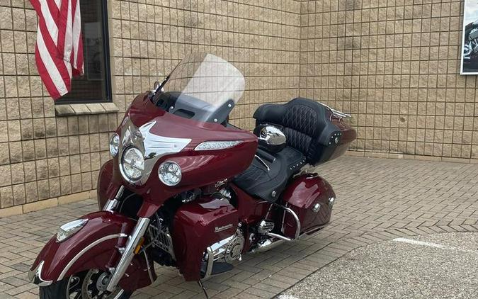 2017 Indian Motorcycle® Roadmaster® Burgundy Metallic