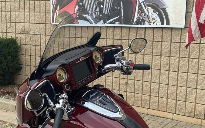 2017 Indian Motorcycle® Roadmaster® Burgundy Metallic