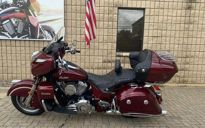 2017 Indian Motorcycle® Roadmaster® Burgundy Metallic