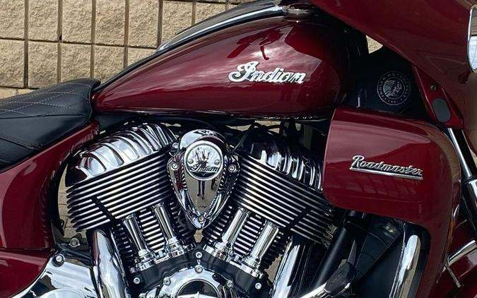 2017 Indian Motorcycle® Roadmaster® Burgundy Metallic