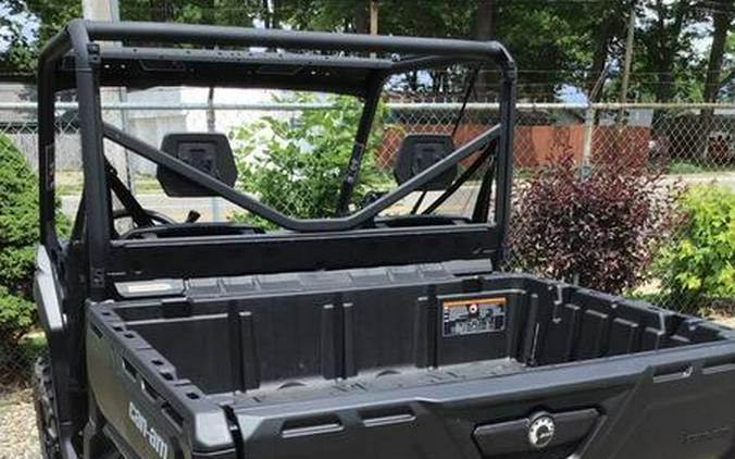 2026 Can-Am® Defender DPS HD7 Compass Green