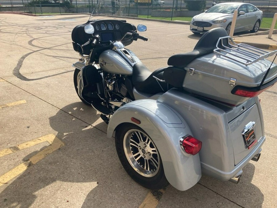 2023 Harley-Davidson FLHTCUTG - Tri Glide Ultra