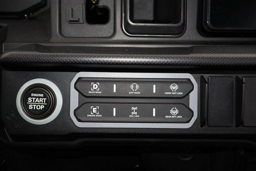 2026 Can-Am Defender MAX LONE STAR HD11