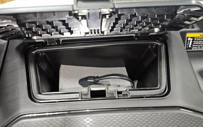 2026 Can-Am Defender Limited HD11