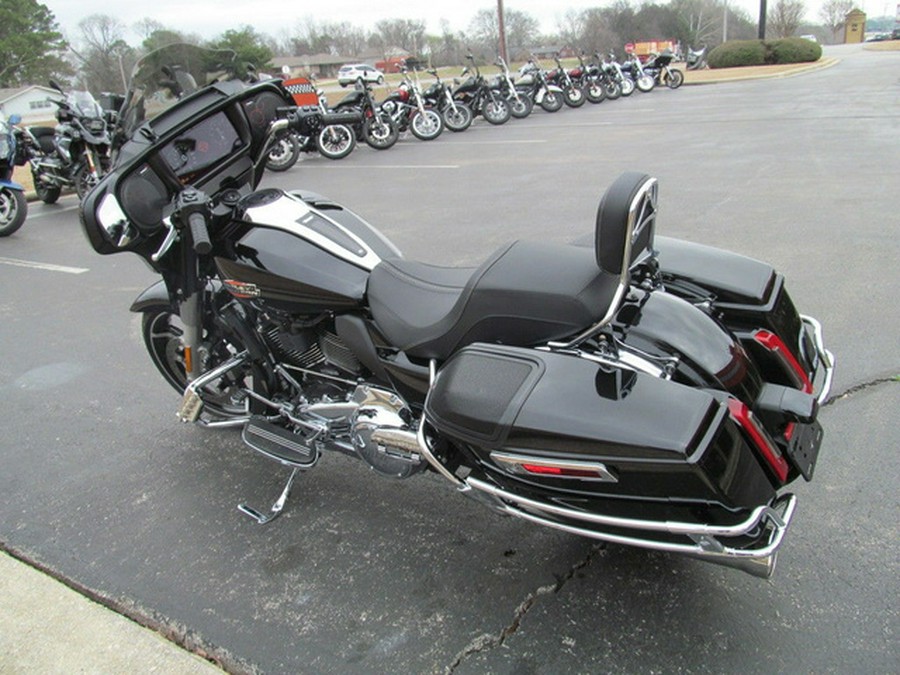 2026 Harley-Davidson Street Glide FLHX