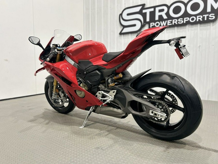2025 DUCATI Panigale V4 S Ducati Red