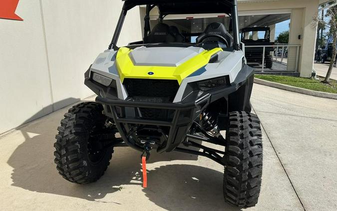 2024 Polaris® General XP 4 1000 Sport