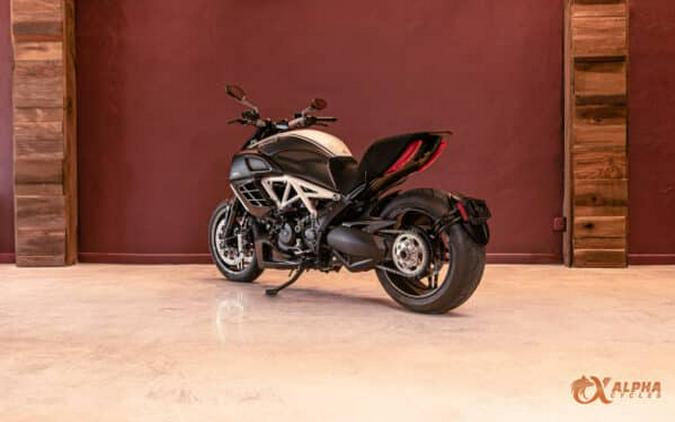 2013 DUCATI DIAVEL AMG EDITION