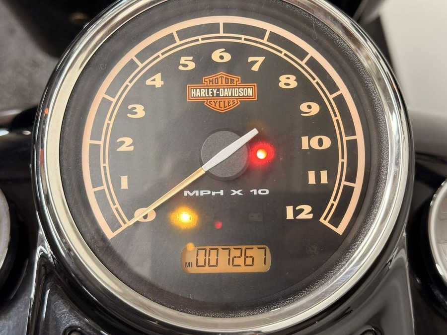 2015 Harley-Davidson® FLS - Softail Slim®