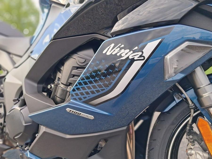2026 Kawasaki Ninja® 1100SX SE ABS