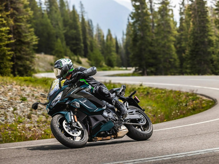 2026 Kawasaki Ninja® 1100SX SE ABS