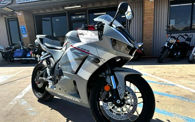 2025 Honda CBR600RR ABS