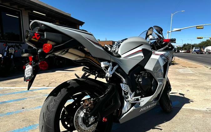 2025 Honda CBR600RR ABS