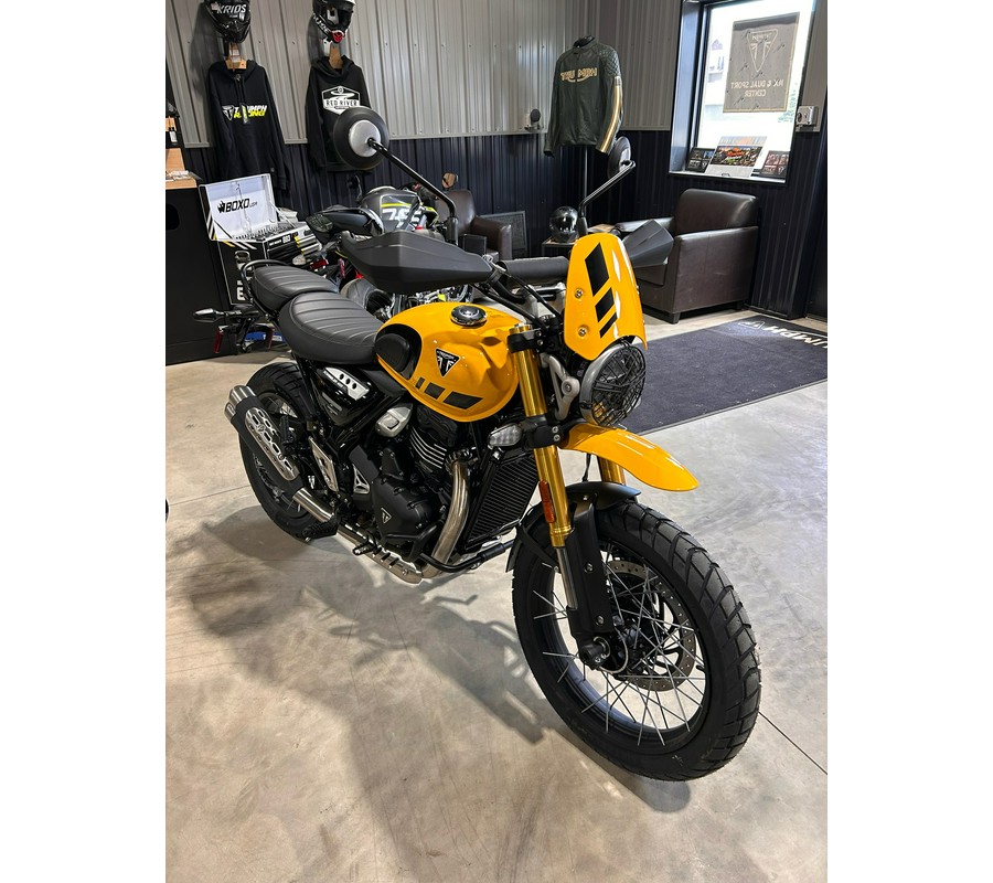 2026 Triumph Scrambler 400 XC