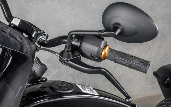 2025 Indian Sport Chief RT Black Smoke