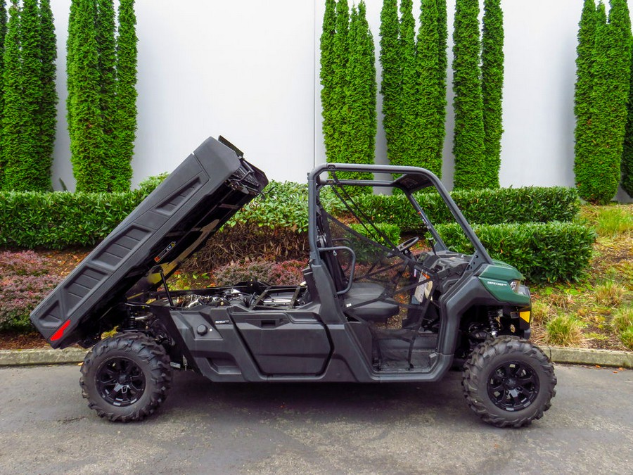 2024 Can-Am® Defender PRO DPS HD10