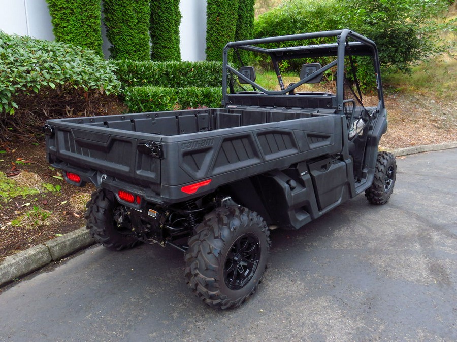 2024 Can-Am® Defender PRO DPS HD10