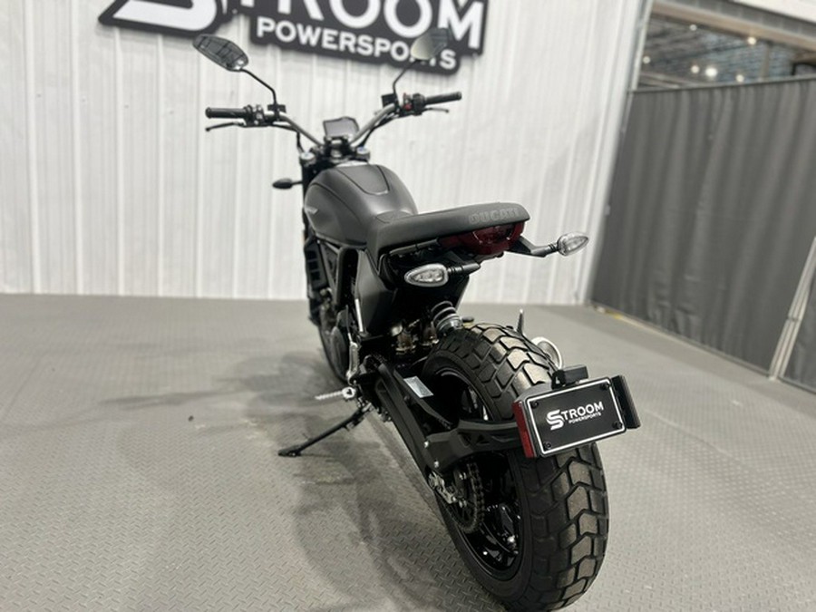 2025 Ducati Scrambler Icon Dark 800 ICON